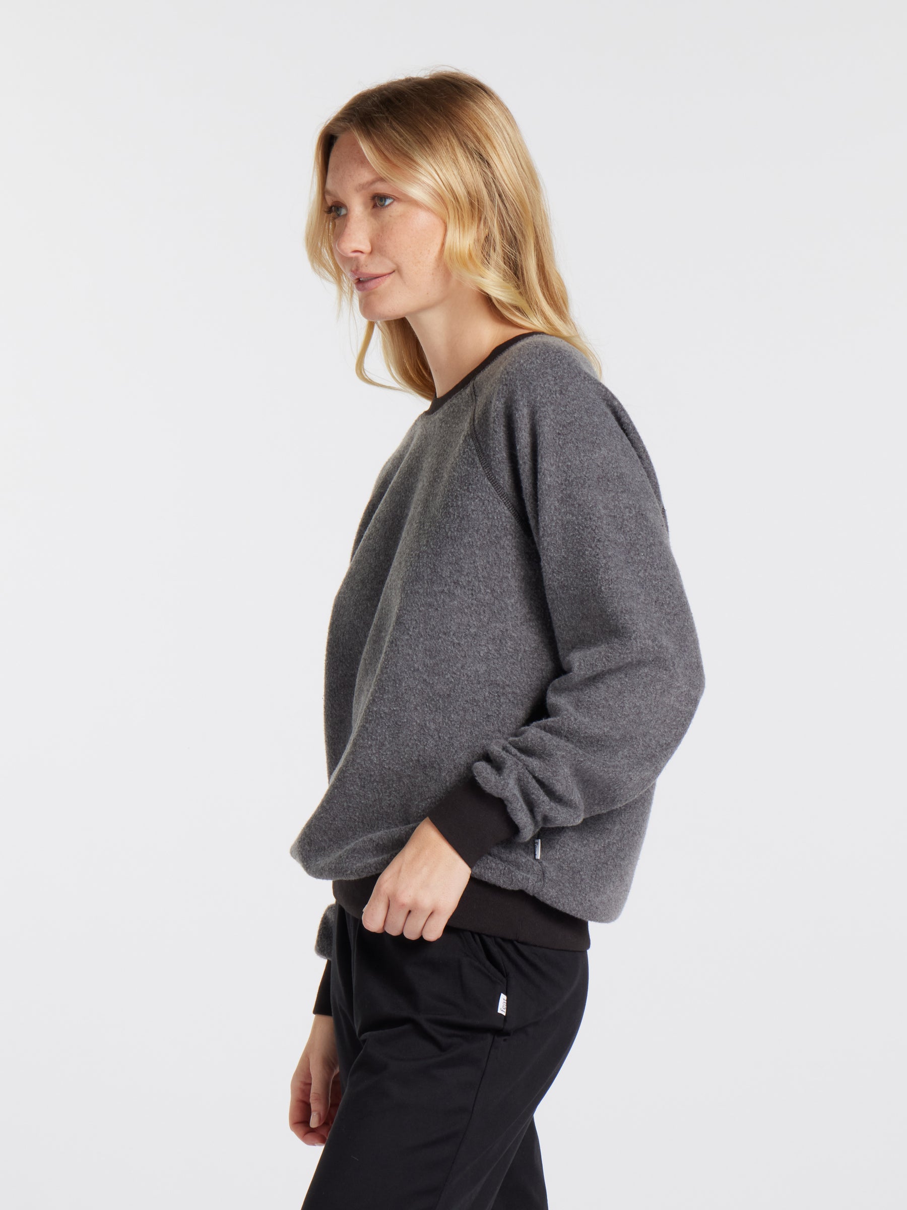 Women's BlanketBlend™ Crewneck