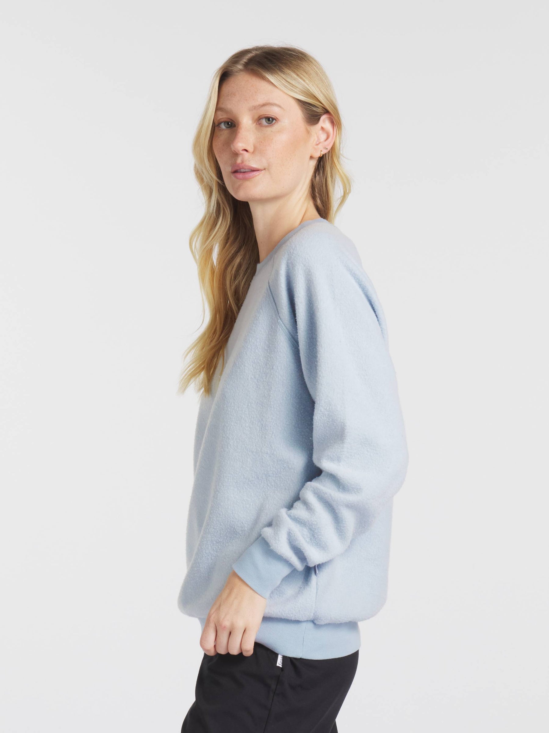 Women's BlanketBlend™ Crewneck
